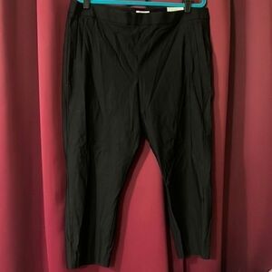 Elle Womens mid rise Capri pull on Dress Pant